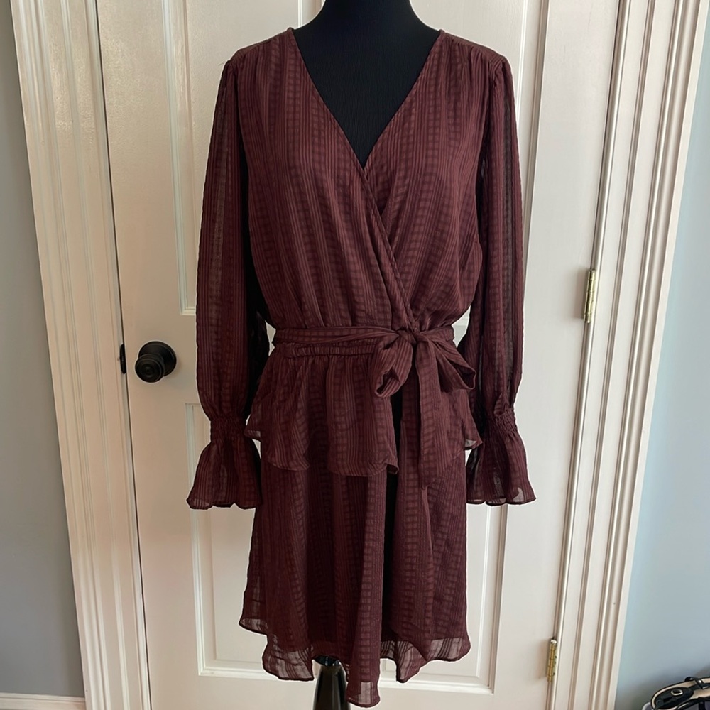 NWT LC Lauren Conrad women’s plus 2X maroon plum dress